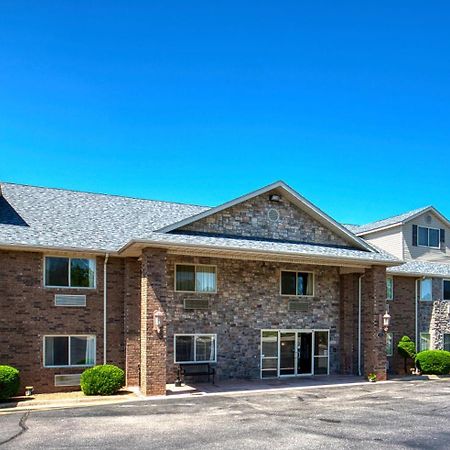 All Towne Suites Saint Robert Exteriör bild