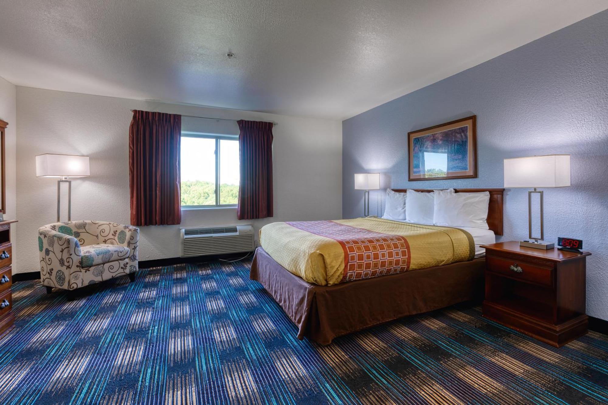 All Towne Suites Saint Robert Exteriör bild