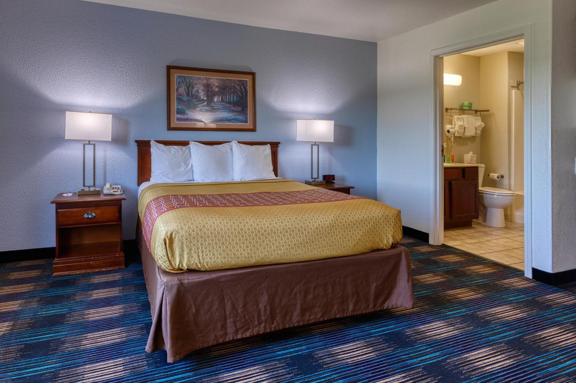 All Towne Suites Saint Robert Exteriör bild