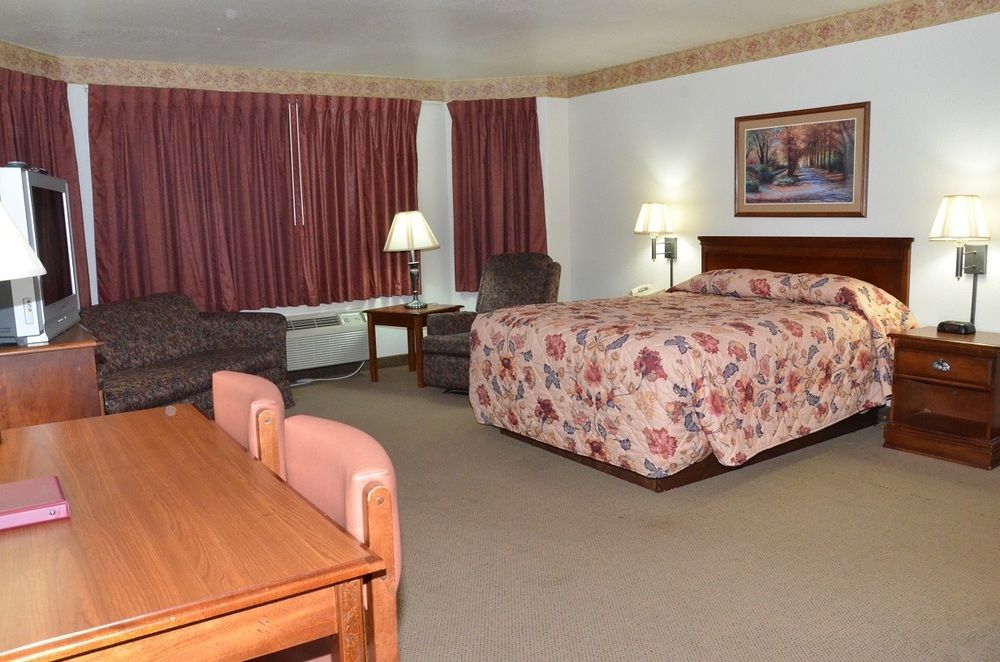 All Towne Suites Saint Robert Exteriör bild